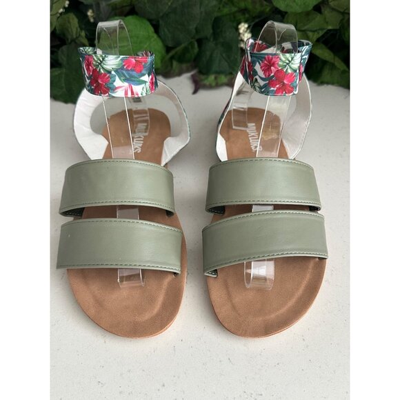 Muk Luks Shoes - Muk Luks Womens Size 8 Sage Green & Floral Strap Sandals Faux Leather & Trim